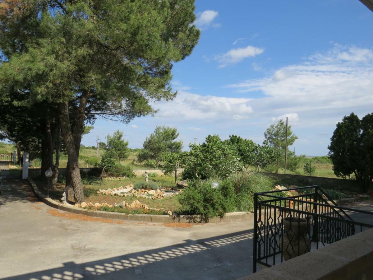 Villa 2 Fields Castellaneta Exterior photo