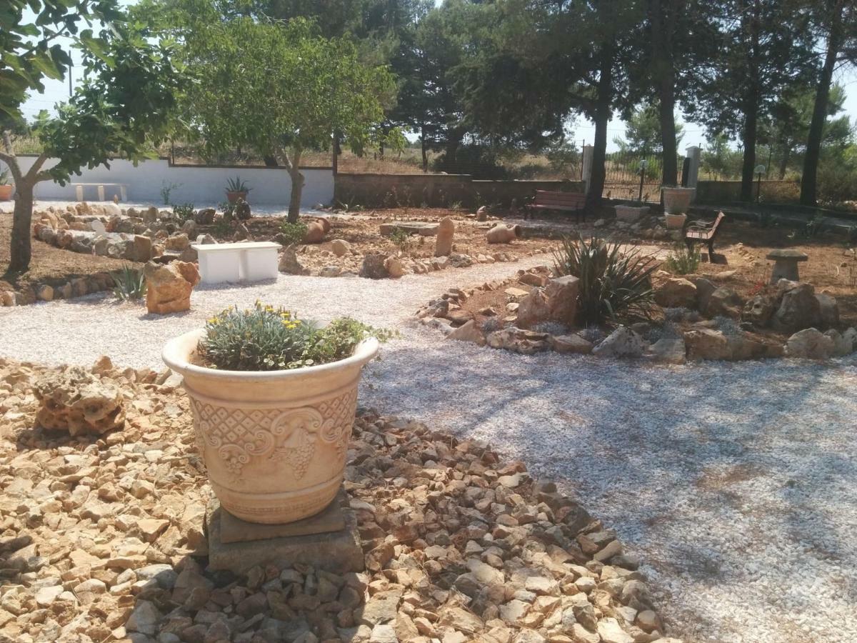 Villa 2 Fields Castellaneta Exterior photo